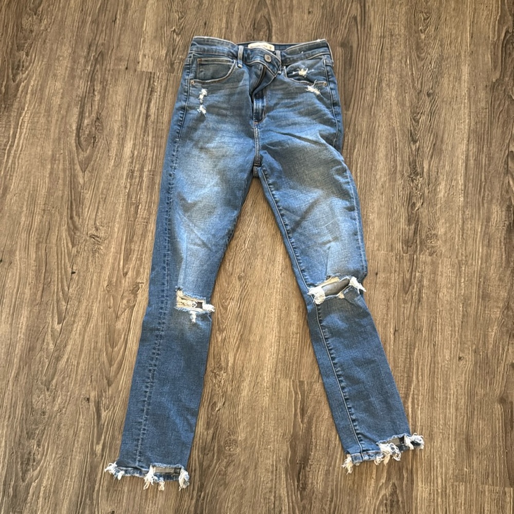 Abercrombie and Fitch The Super Skinny Ankle High Rise